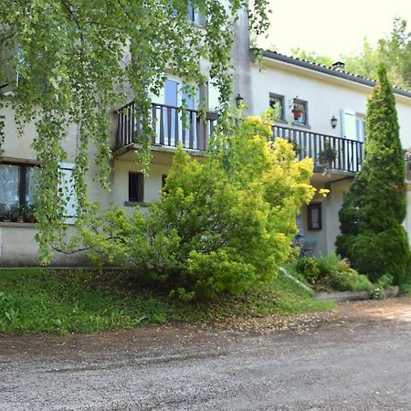 Chambres d'Hôtes L'Orée des Bois Lacrouzette Esterno foto